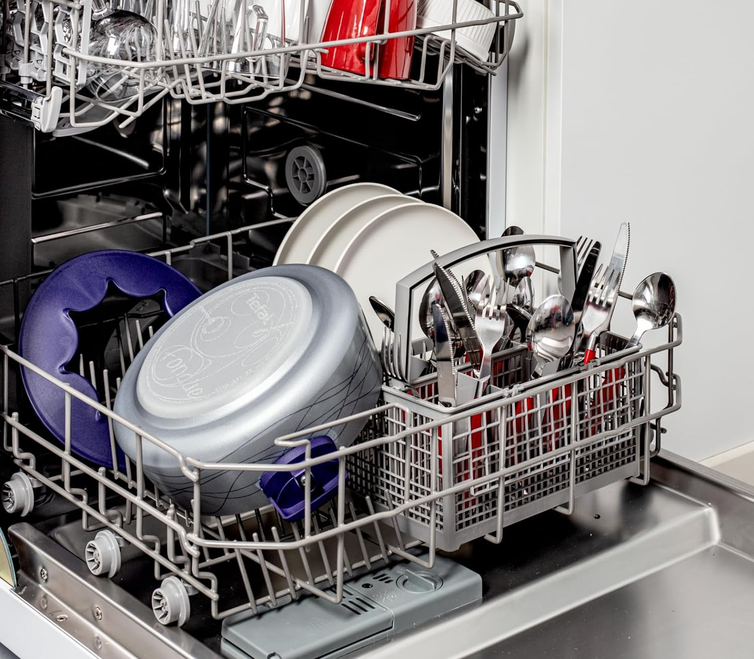 Tefal Fondue Maker + Tray + Ramekins - 8 people