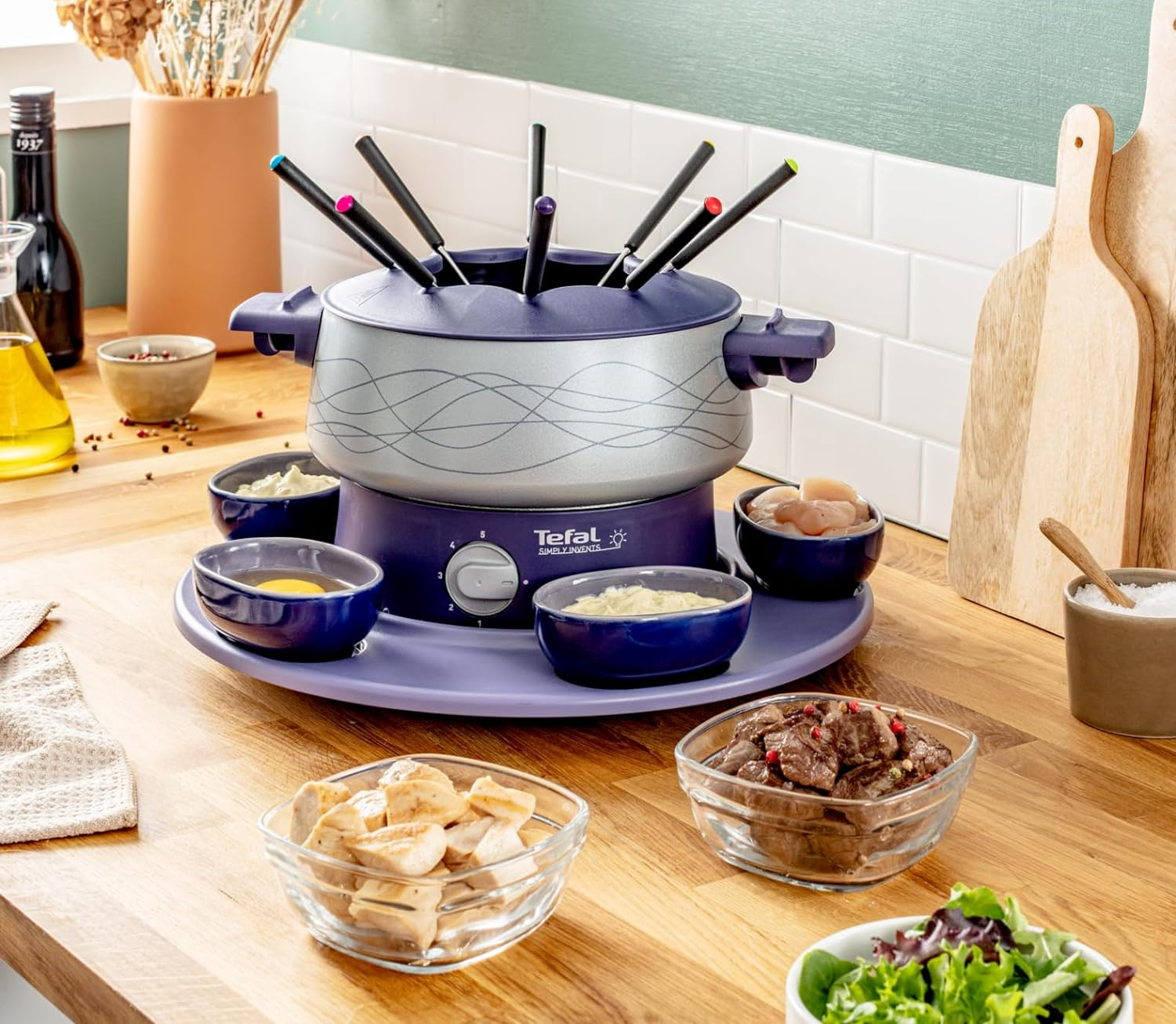 Tefal Fondue Maker + Tray + Ramekins - 8 people
